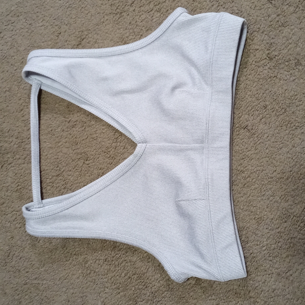 gray alo bra